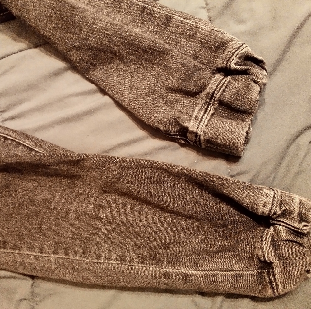 Jeans - Picture 2 of 4